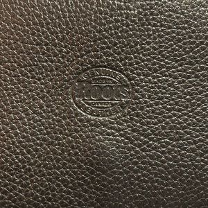 Roots Trifold Passport and Card Carrier